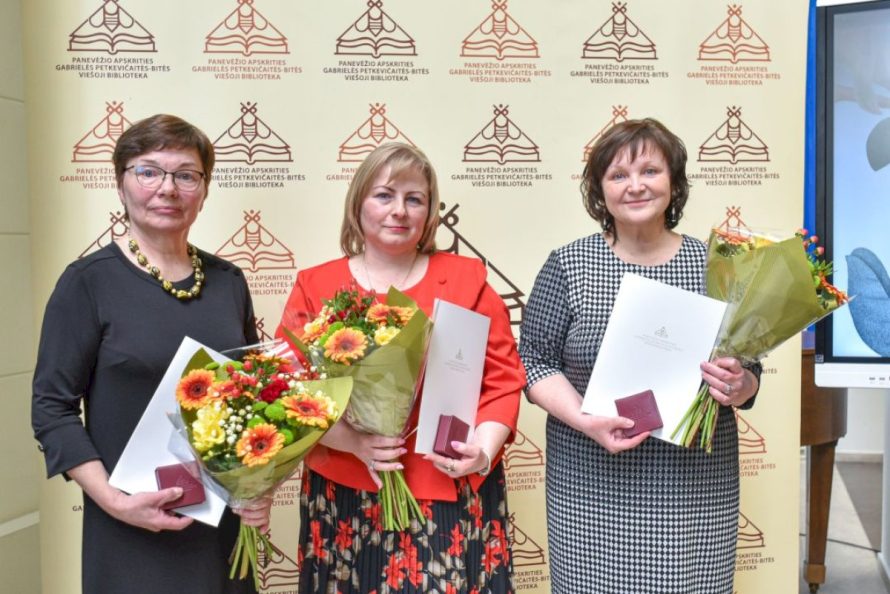Geriausiems Panevėžio regiono bibliotekininkams įteikti „Ad astra“ apdovanojimai