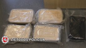 Klaipėdos kriminalistai sulaikė asmenis įtariamus labai didelio kiekio narkotinių medžiagų kontrabandos gabenimu (video)