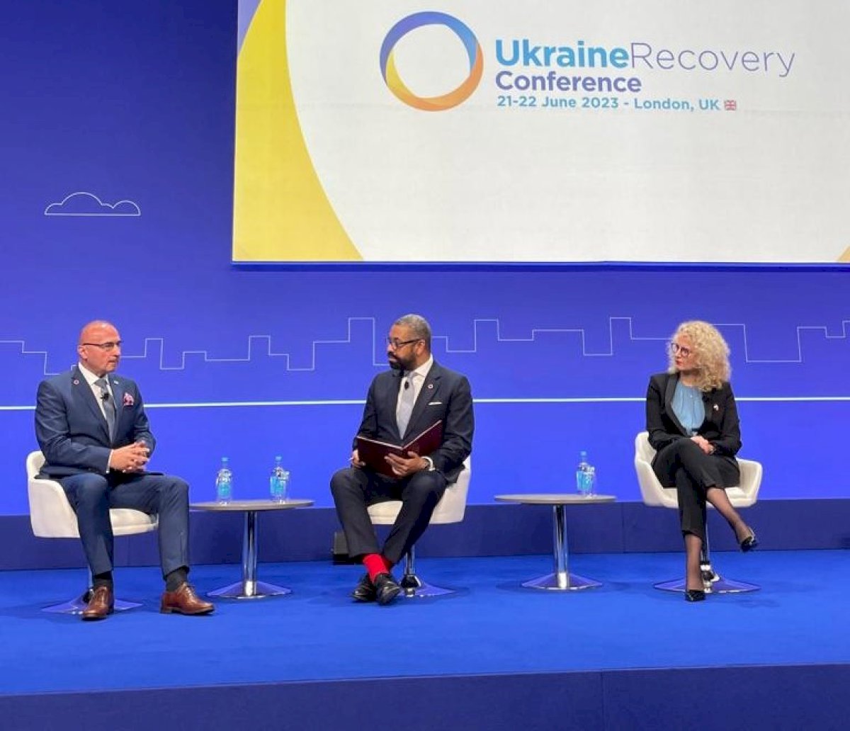 bendra-lietuvos-parama-ukrainai-pasieke-1-mlrd.-euru
