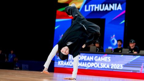 Žiūrovų įkvėpta Europos breiko čempionė Dominika Banevič tvirtai žengė į Europos žaidynių ketvirtfinalį