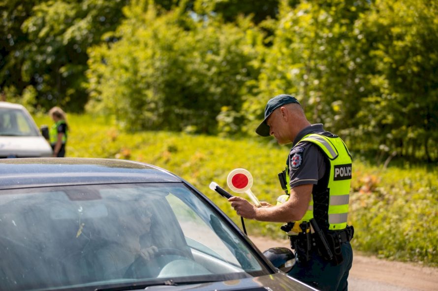 Klaipėdos apskrities kelių policijos pareigūnai nustatė net 20 neblaivių vairuotojų