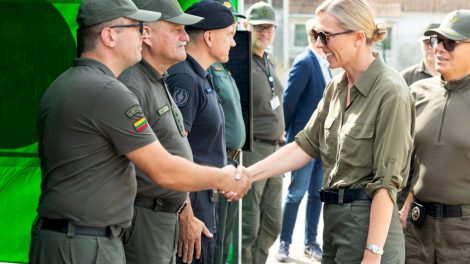 Pasienyje su Baltarusija per taktines pratybas patikrinta pasienio pareigūnų ir kariuomenės sąveika 
