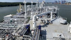 „Klaipėdos nafta“ ruošiasi perimti „Independence“: pasirinko techninį laivo operatorių