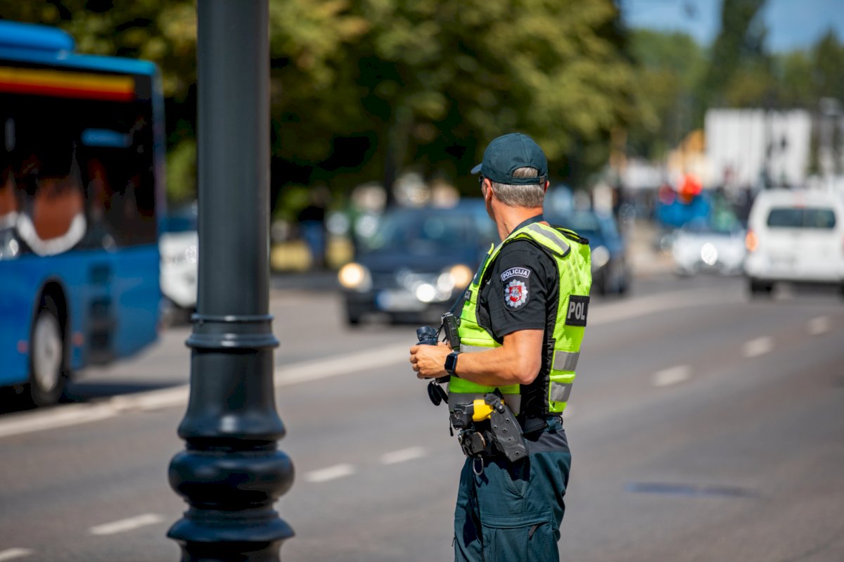 klaipedos-apskrities-keliu-policijos-pareigunai-nustate-8-neblaivius-ir-108-pesciuju-nepraleidusius-vairuotojus