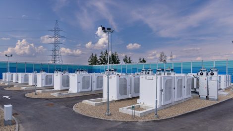 Pradėjo veikti „Energy cells“ Šiaulių ir Alytaus baterijų parkai
