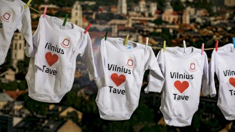 Populiariausi 2023 m. vaikų vardai Vilniuje: sutiksite Londoną, Mozę, Žaibą, Dakotą ir Šiaurę