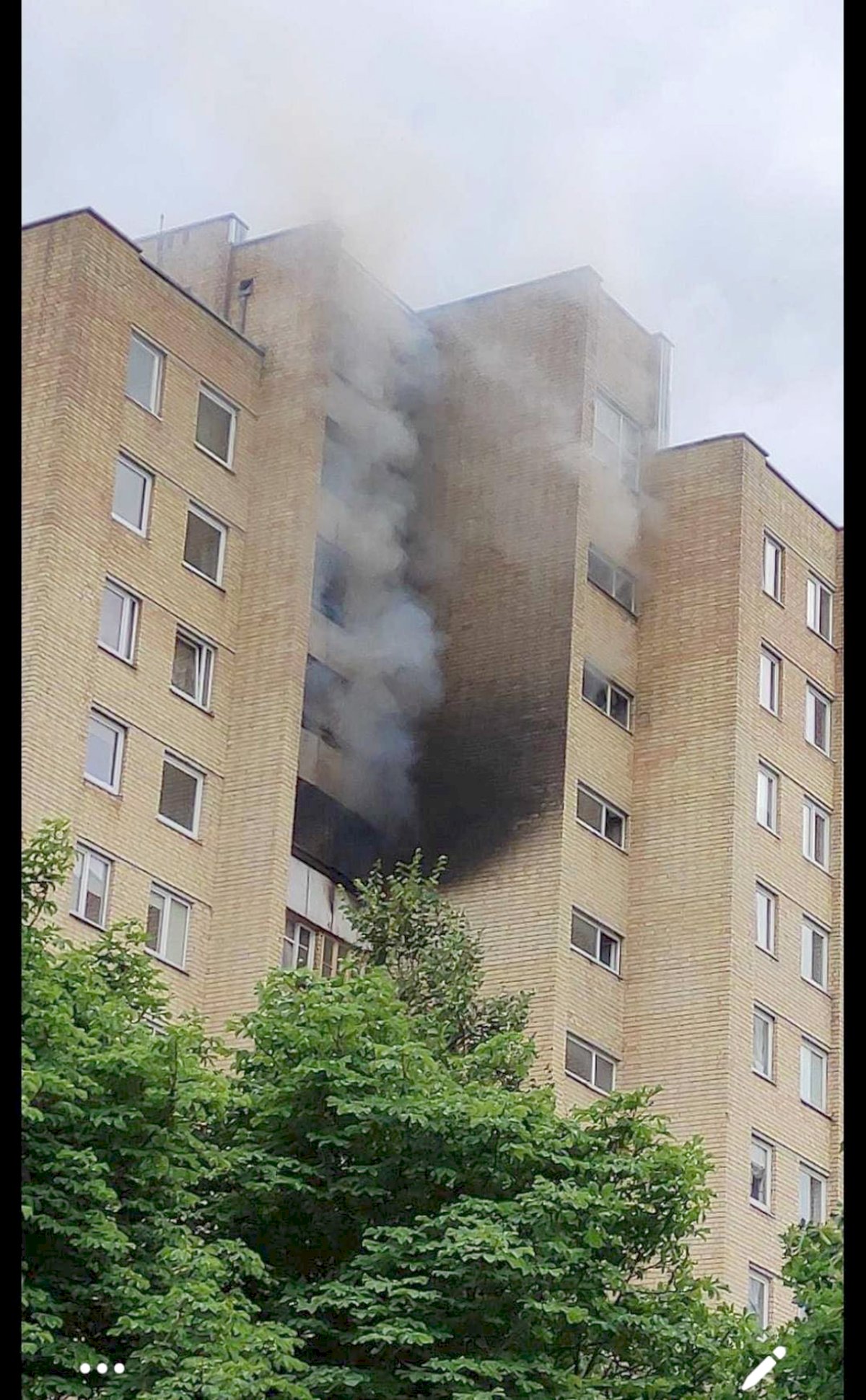 gaisro,-del-kurio-gyvybes-neteko-trys-zmones,-priezastis-–-neatsakingas-buto-seimininko-elgesys