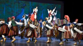 Plungės kultūros centro vaikų ir jaunimo liaudiškų šokių ansambliui „Žirginėliai“ – 40 metų!