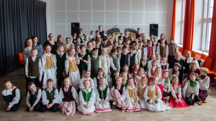 Šiaulių kultūros centre išrinkti folklorinių šokių varžytuvių finalistai