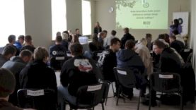 Studentai – protmūšio „Lietuvių kalbos lobynas“ organizatoriai ir dalyviai