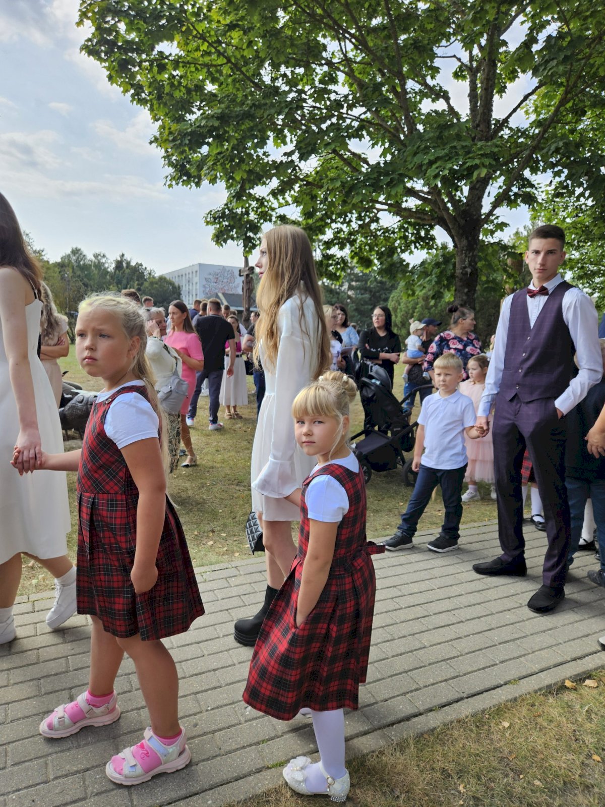 rokiskio-rajono-mokyklos-sventiskai-pradejo-naujus-mokslo-metus