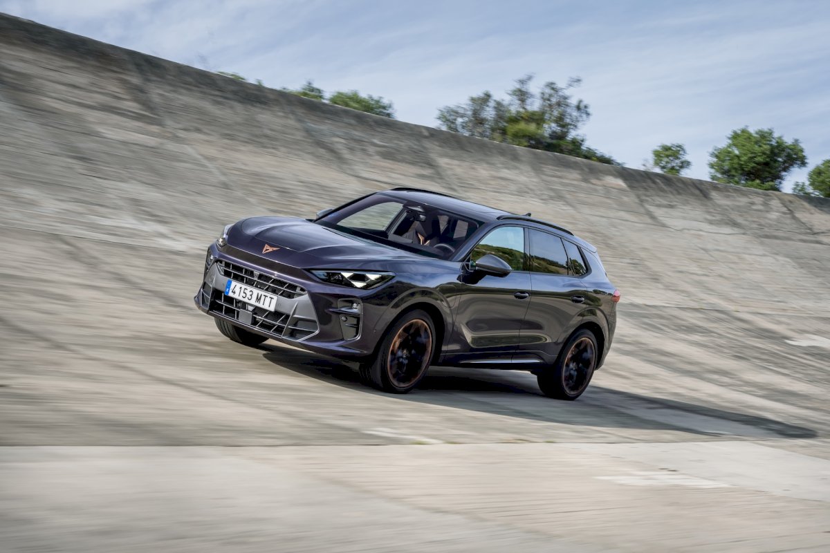 paskelbta-naujojo-„cupra“-suv-modelio-kaina:-atskleide,-kada-jis-debiutuos-lietuvoje