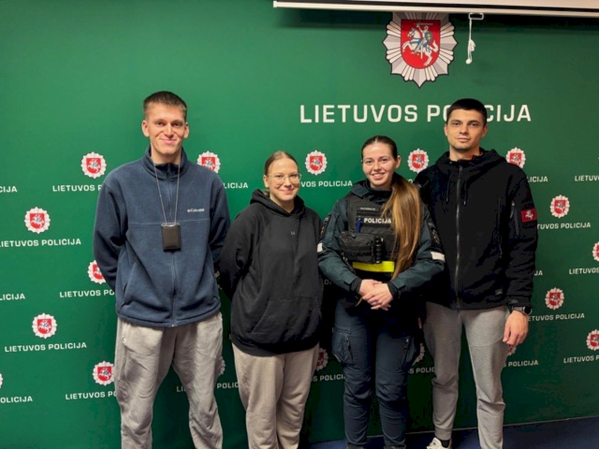 „jausmas-labai-geras“-–-pareigunai-apie-lediniame-vandenyje-isgelbeta-gyvybe