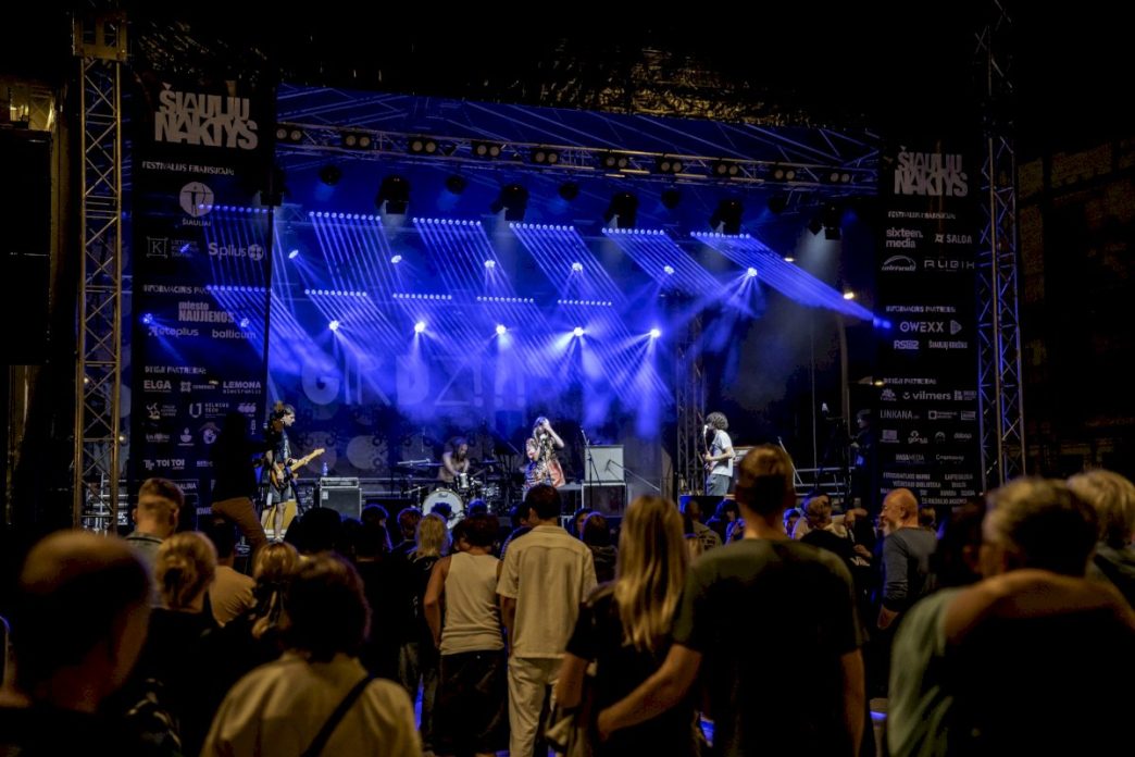 sestadienio-„siauliu-naktys“:-nuo-kavos-aromato-iki-blynais-kvepiancio-bulvaro-ir-dj-ritmu