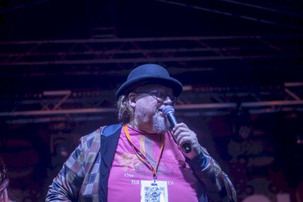 „siauliu-naktys-xv“:-„a-koks-tava-ku-er-kods?“-–-festivalio-sukis,-pavertes-qr-kodus-smaiksciais-skiepais