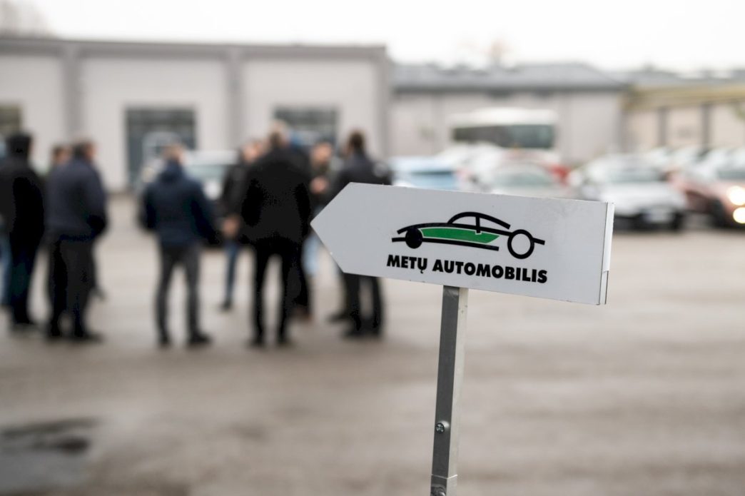prasidejo-registracija-i-tradicini-konkursa-„lietuvos-metu-automobilis-2026“