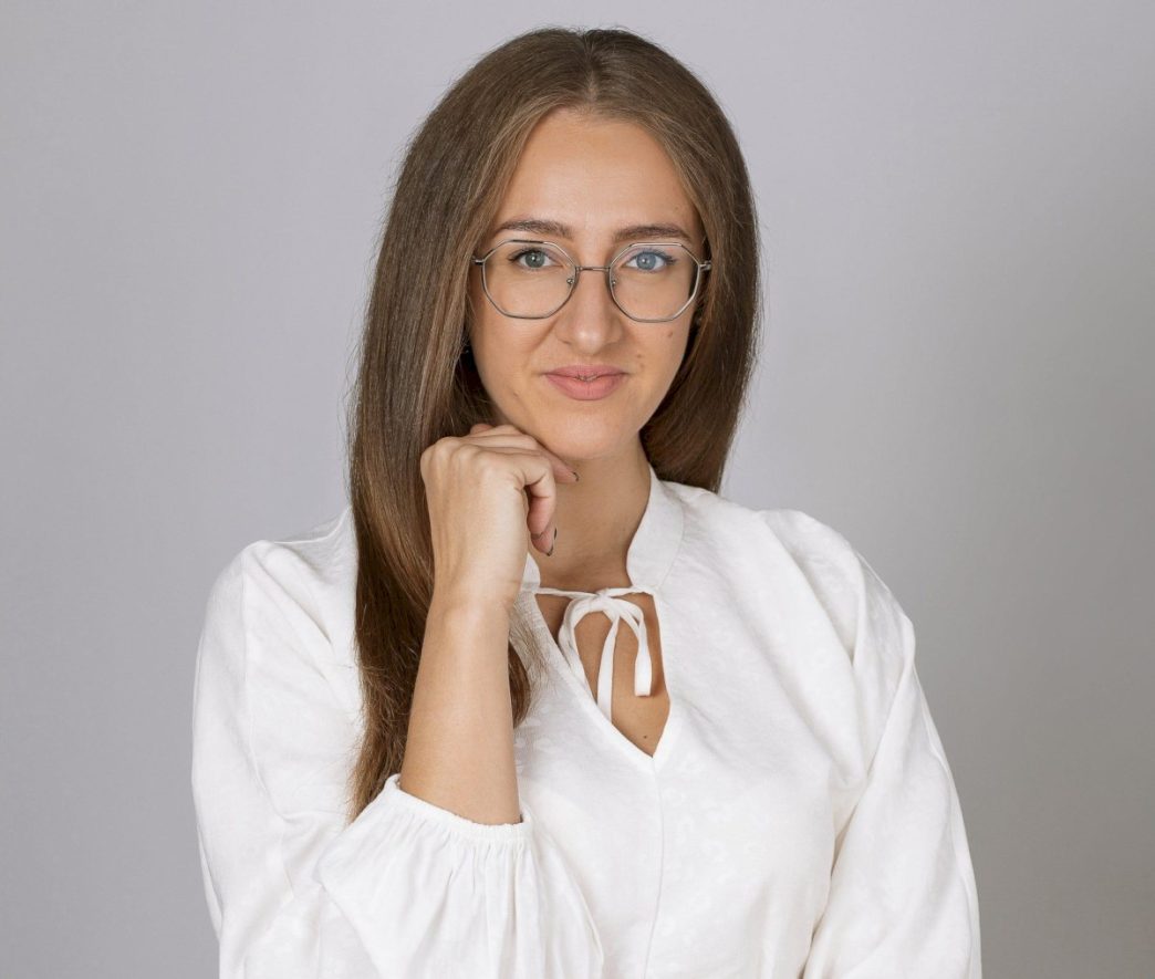 darba-pradeda-naujoji-dauparu−kvietiniu-seniune