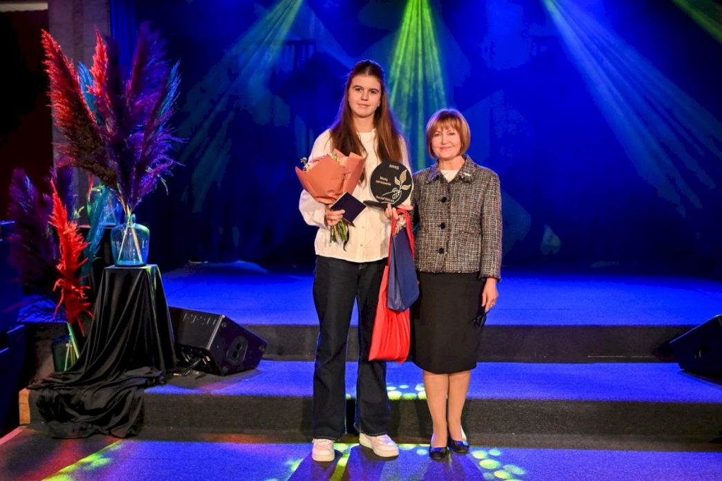 202510.03-::-panevezyje-iteikti-„social’ingas-2025“-apdovanojimai
