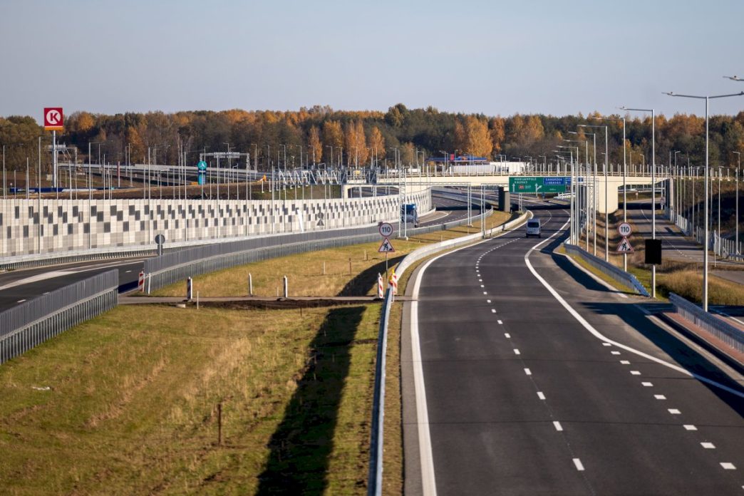 „via-baltica“-automagistraleje-sujungtos-atkarpos-tarp-lietuvos-ir-lenkijos