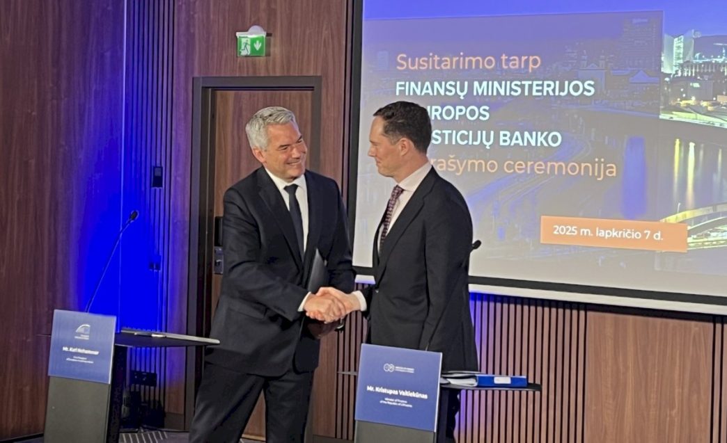 lietuva-uzsitikrino-300-mln.-euru-eib-paskola-es-rytinei-sienai-stiprinti