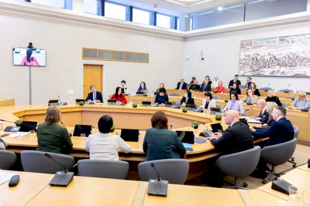 vyriausybes-ir-lietuvos-diasporos-dialogas:-aptarti-prioritetai-ir-lukesciai