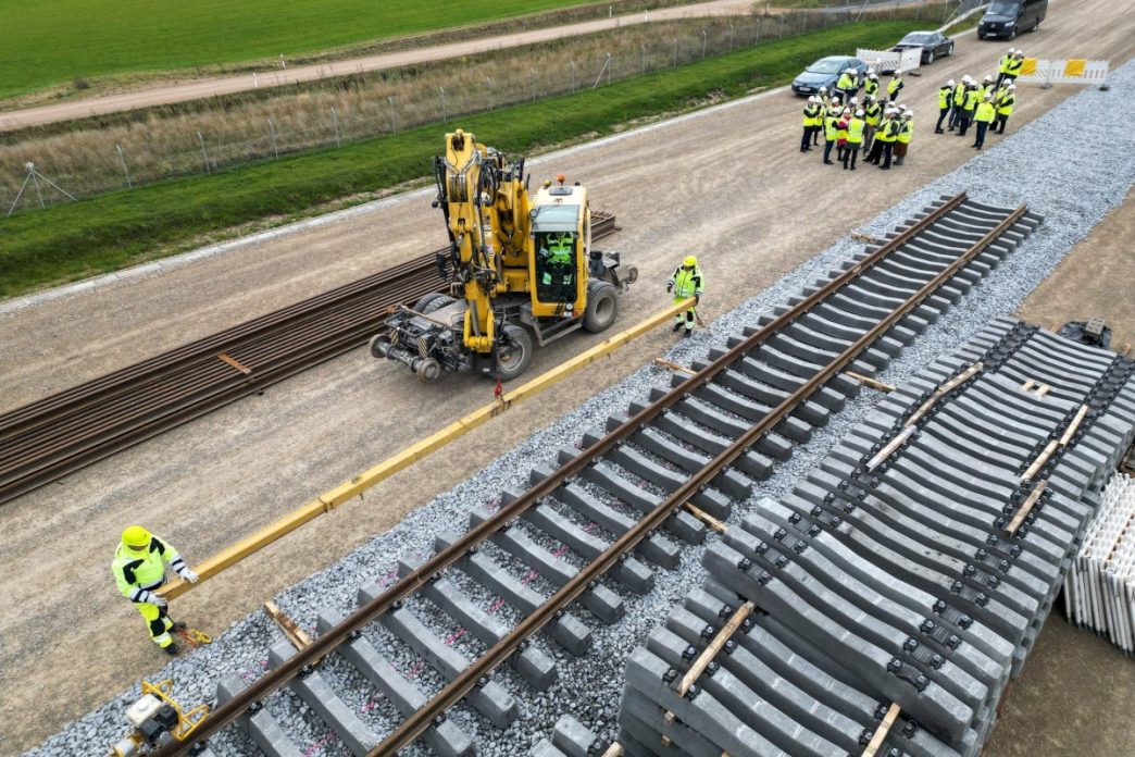 lietuvos-gyventojai-palaiko-„rail-baltica“-projekta:-isskiria-reiksme-saugumui-ir-ekonomikai