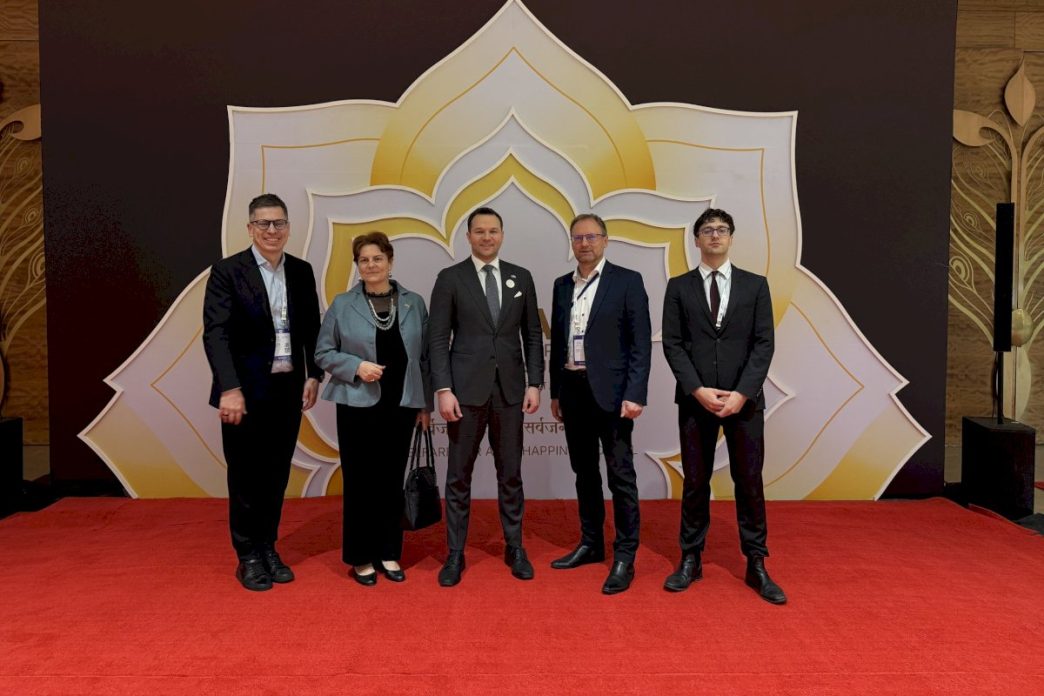 e.-griksas-indijoje-kartu-su-beveik-40-saliu-lyderiu-dalyvaus-dirbtinio-intelekto-renginyje-„ai-impact-summit-2026“