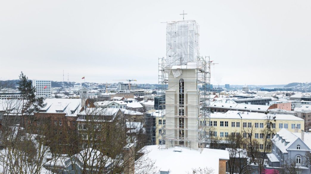 atkuriamas-architekturos-akcentas-–-kaunas-finansuos-evangeliku-reformatu-baznycios-boksto-atstatyma