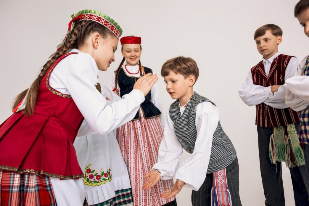 skelbiama-moksleiviu-dainu-sventes-programa,-prasideda-bilietu-platinimas