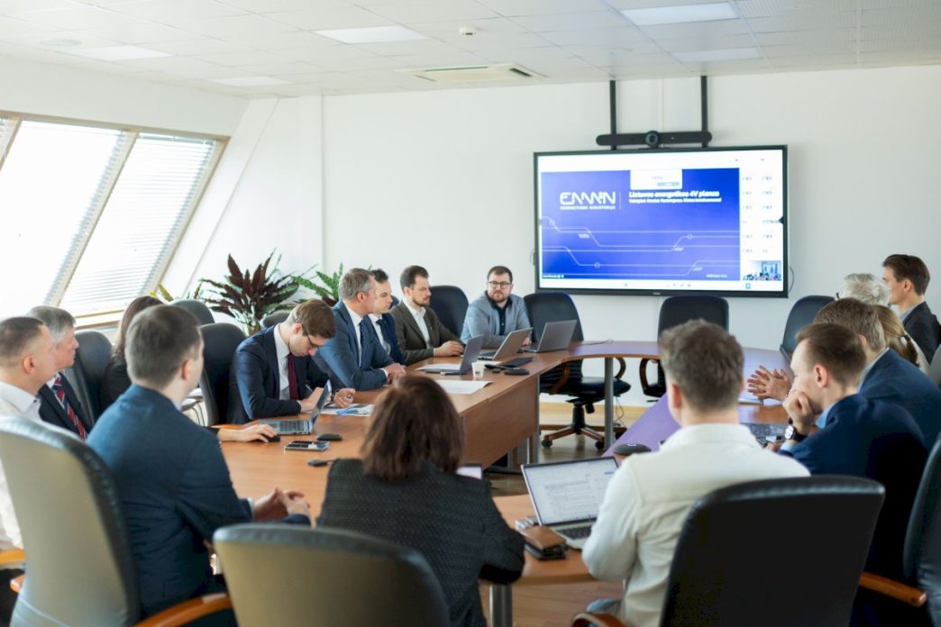 energetikos-ministerija-pristate-energetinio-savarankiskumo-4v-plana-–-valstybei,-verslui,-vartotojams-ir-vietos-bendruomenems