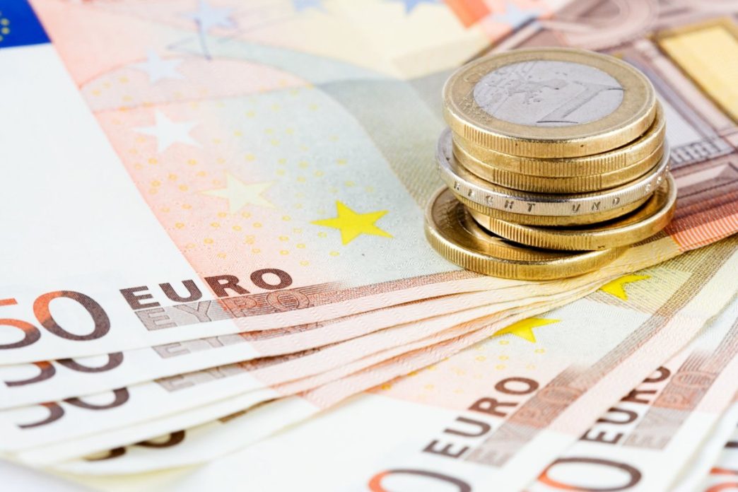 finansu-ministerija-siulo-laikinai-mazinti-akciza-dyzeliniam-kurui:-kaina-galetu-mazeti-6-centais