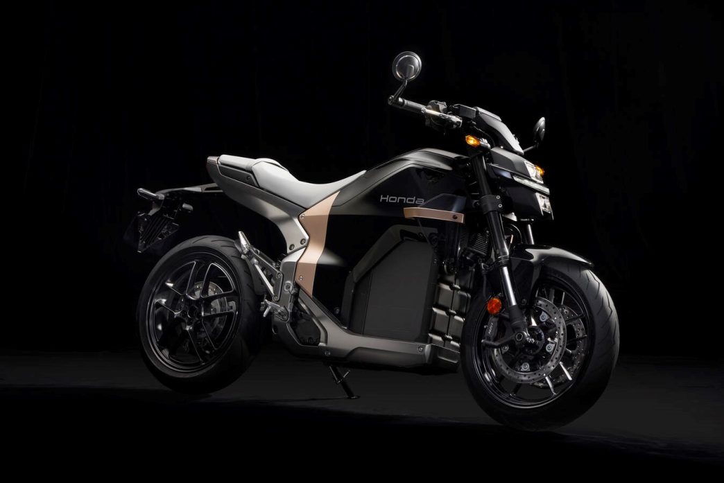 ivertinkite:-elektrinis-„honda“-motociklas-pelne-prestizini-dizaino-apdovanojima