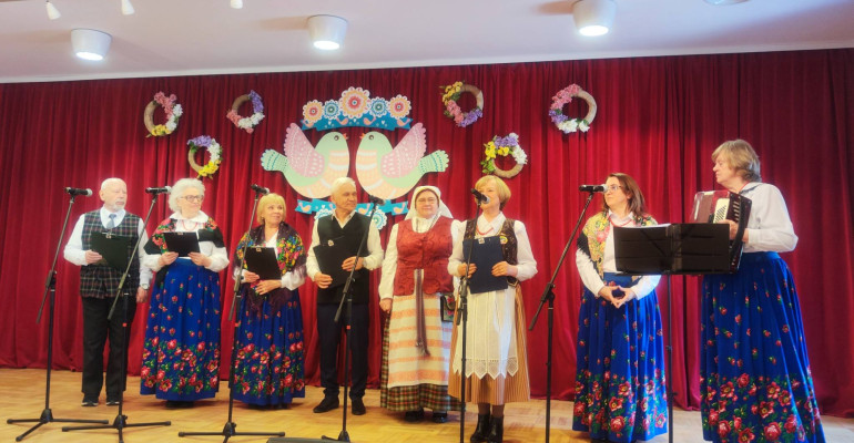 mokomes-lenku-kalbos-ir-dainuojam-lenkiskai