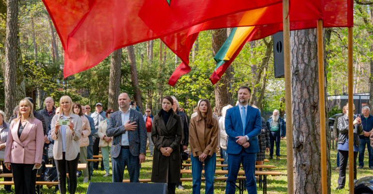 pilietinio-pasipriesinimo-diena-paminetas-romo-kalantos-atminimas