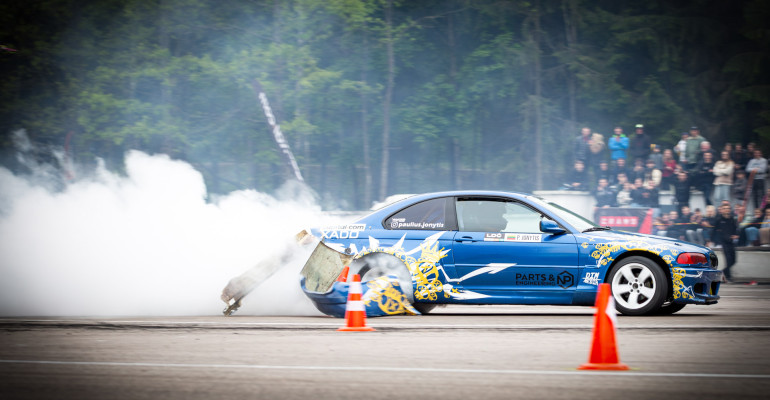 didziausias-drifto-festivalis-lietuvoje-–-jau-ateinanti-savaitgali:-alytaus-drift-fest-atsiveria-visai-seimai