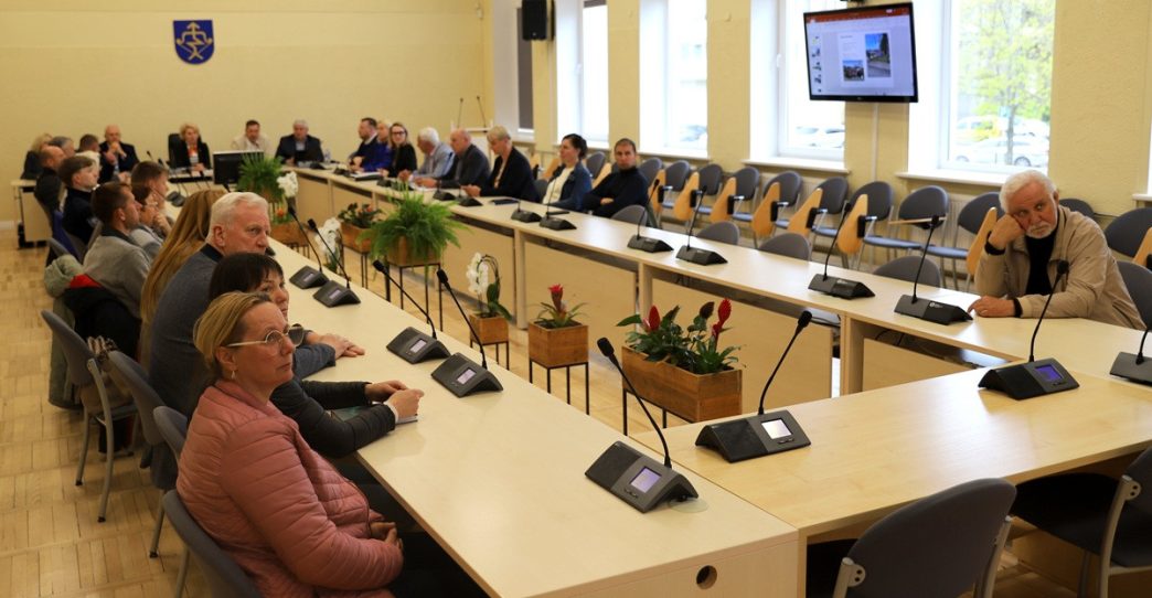 priespaskutinis-susitikimas-su-seniuniju-gyventojais-–-mazeikiu-apylinke