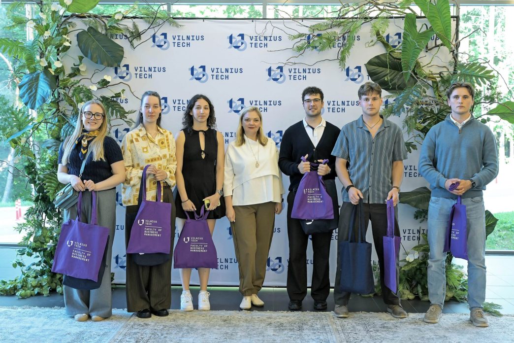 vvf-studentu-pasiekimai-ivertinti-vilnius-tech-smc-apdovanojimuose
