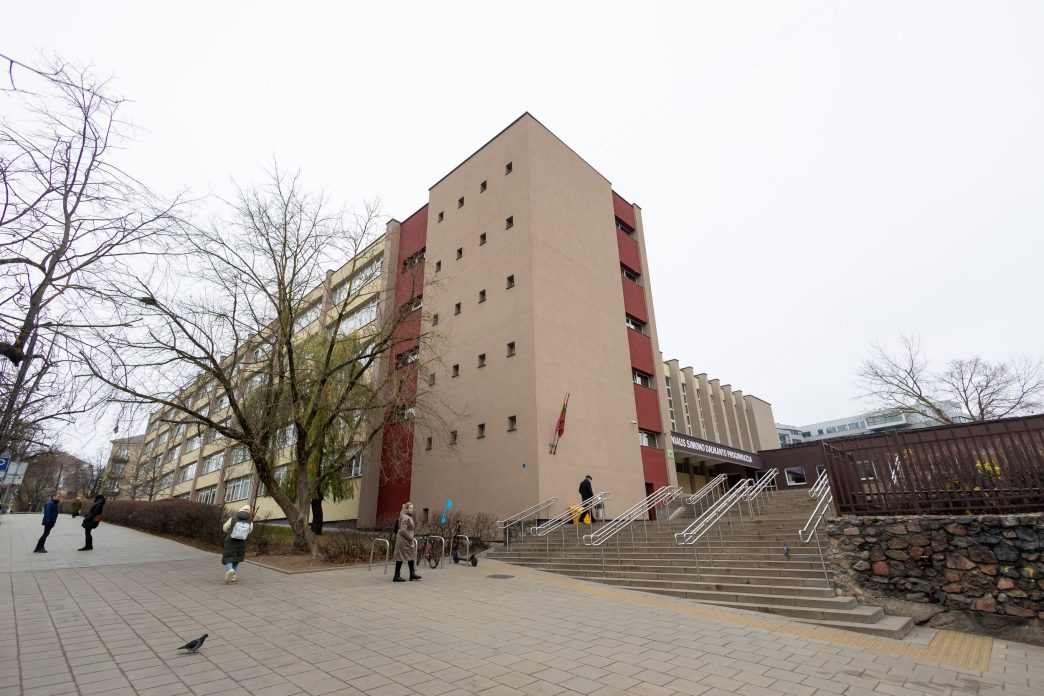 atvirame-konkurse-architektai-kvieciami-teikti-siulymus-vilniaus-s.-daukanto-progimnazijos-rekonstrukcijos-idejai