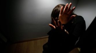 del-nukentejusiu-nuo-smurtiniu-nusikaltimu-asmenu-informavimo-apie-ju-teises,-pagalba-ir-zalos-kompensavimo-galimybes