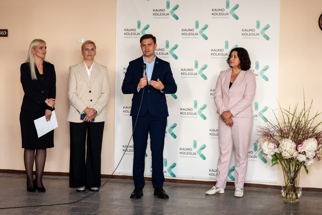 nauji-mokslo-metai-kauno-kolegijos-taurages-skyriuje:-76-studentai-ir-savivaldybes-parama-studijoms