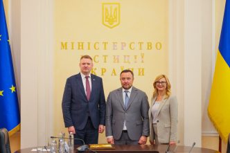 teisingumo-ministre-r.-tamasuniene:-ukraina-pazadejo-vykdyti-sausio-13-osios-bylos-nuosprendzius