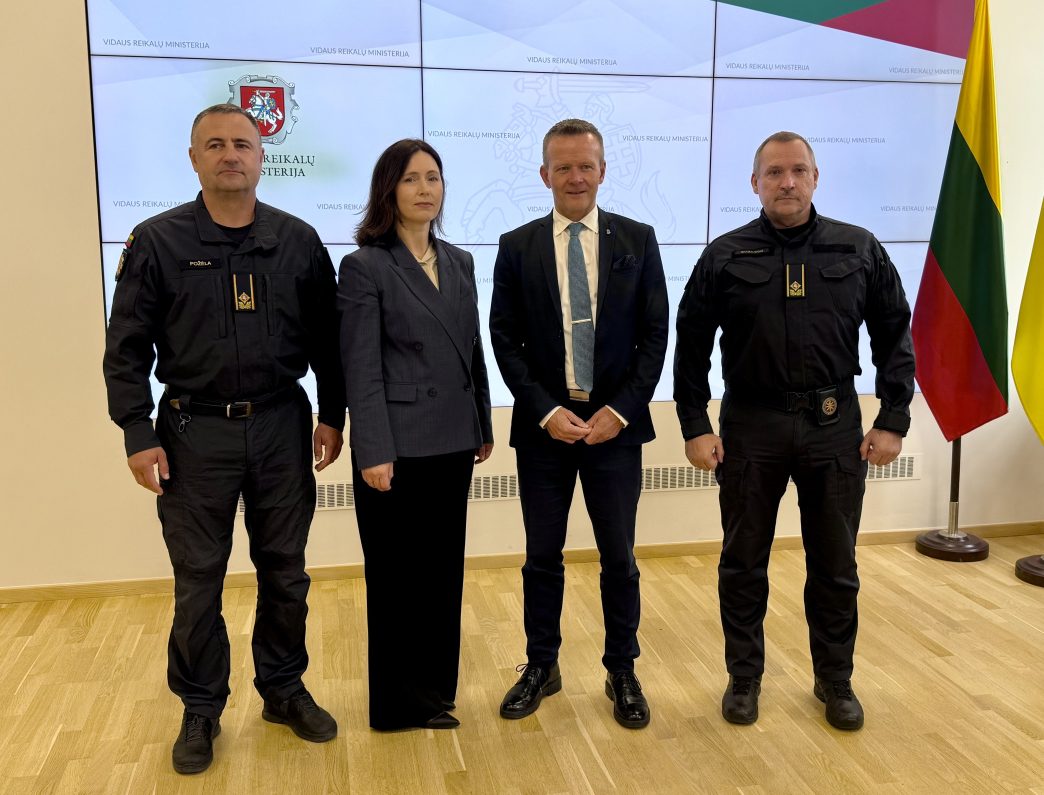 lietuva-ir-svedija-tesia-bendradarbiavima-civilines-gynybos-ir-visuomenes-atsparumo-srityse