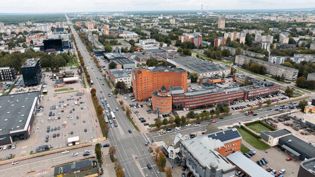 kaunas-atnaujino-darnaus-judumo-plana:-numatyta-pirmoji-tramvajaus-linija-ir-viesojo-transporto-terminalai