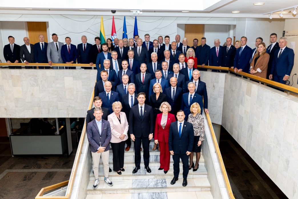 ministras-m.-katelynas-su-savivaldybiu-merais-aptare-regionams-aktualius-klausimus