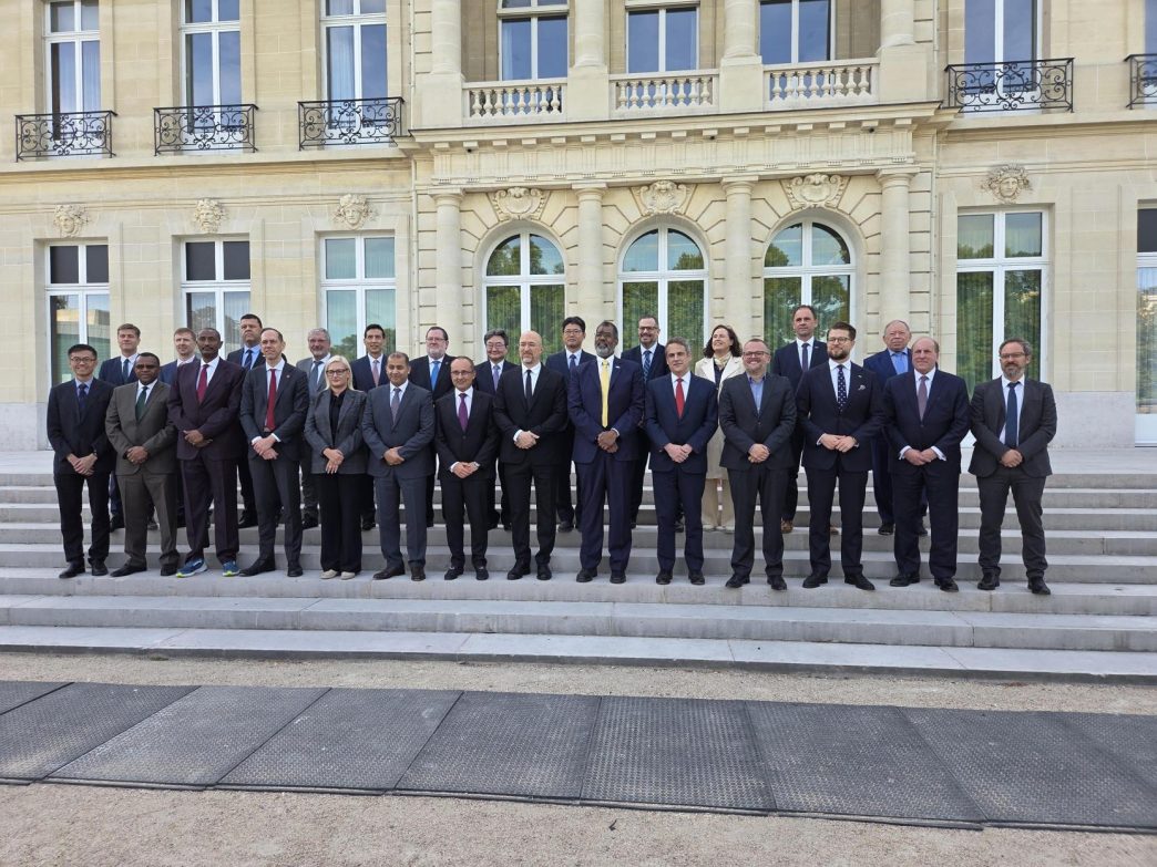 l.-savickas-paryziuje:-lietuva-domisi-naujos-kartos-branduoliniu-technologiju-pletra