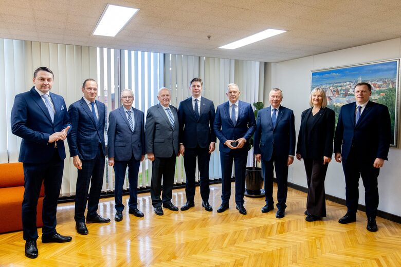 lppara-susitikime-su-premjeru-aptare-verslo-konkurencinguma-ir-regionu-ekonomikos-pletra