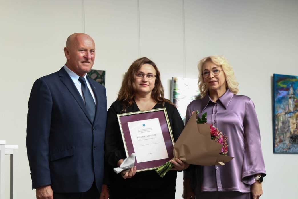 kelmes-krasto-kulturos-zmones-pagerbti-uz-kuryba-ir-bendruomenes-telkianti-darba