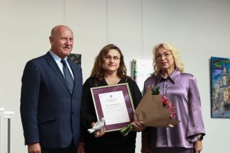 kelmes-krasto-kulturos-zmones-pagerbti-uz-kuryba-ir-bendruomenes-telkianti-darba