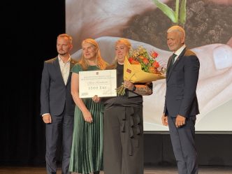 minint-socialiniu-darbuotoju-diena-iteiktos-dvi-petroneles-kaubrienes-premijos