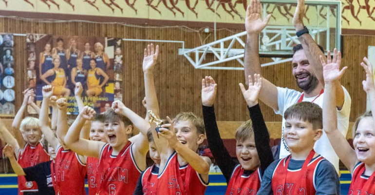 sekmingas-„alytus-cup-2026“-finisas:-jaunieji-alytaus-krepsininkai-iskovojo-antraja-vieta